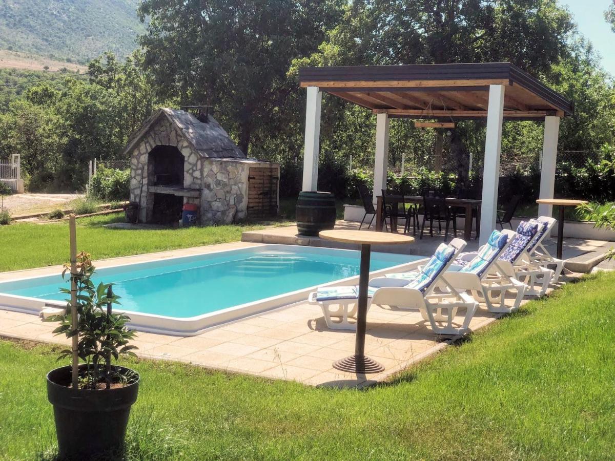 Villa Marie With Pool, Two Bedrooms For 4+2Kids Cavoglave Exterior foto